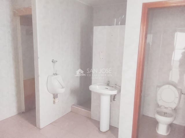 Negocio en Elche / Elx en alquiler - 1.200 € (Ref: 9963320)