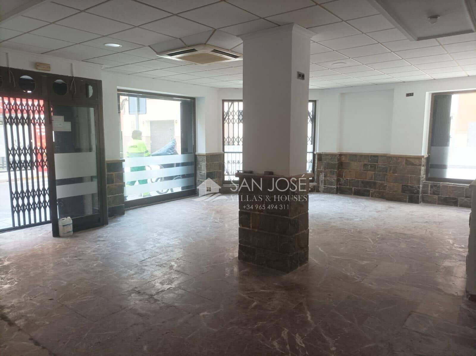 Commercial for rent in Elche / Elx - € 600 (Ref: 9963321)