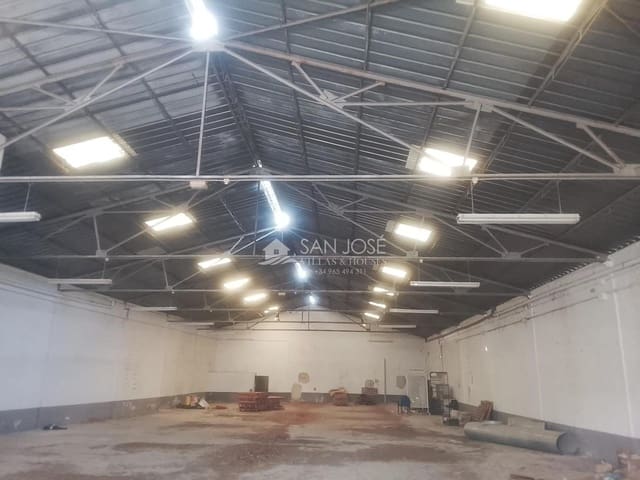 Empresa para venda em Caudete - 139 000 € (Ref: 9970778)
