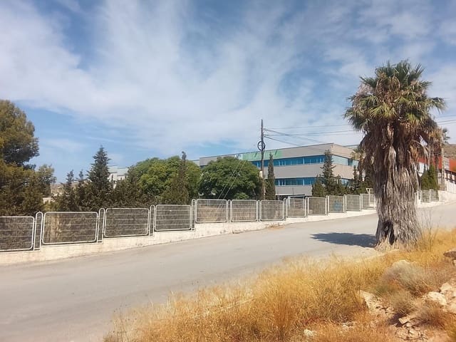 Virksomhed til salg i El Altet, Elche / Elx - € 2.600.000 (Ref: 9970779)