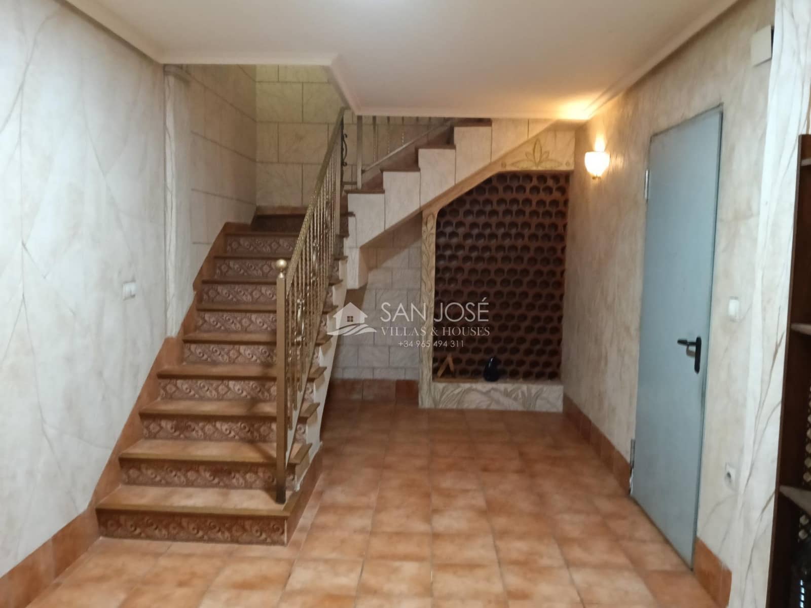 4 bedroom Bungalow for rent in Aspe with garage - € 1,200 (Ref: 9970781)