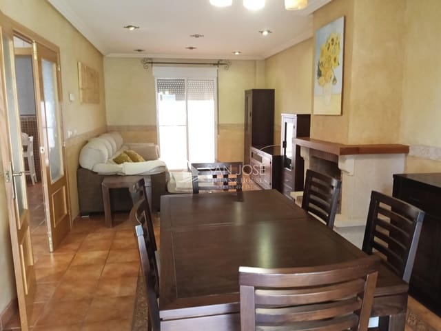 Bungalow de 4 chambres à louer à Aspe avec garage - 1 200 € (Ref: 9970781)