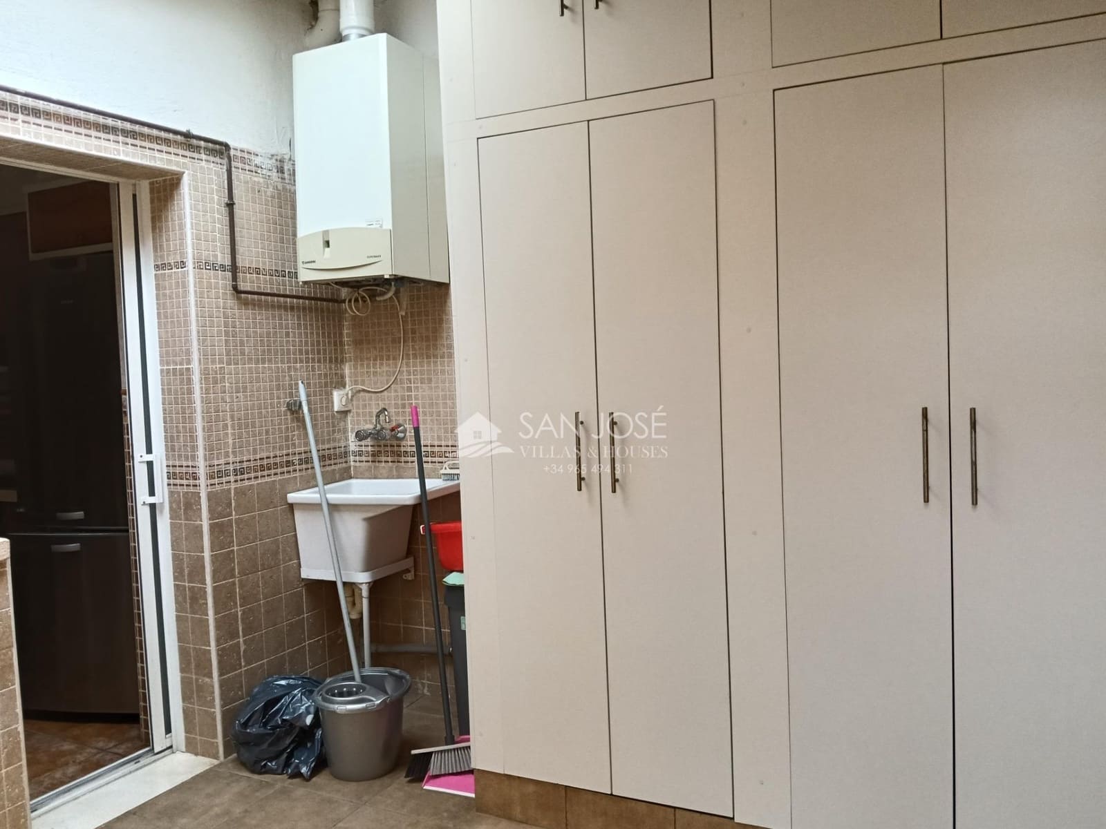 4 bedroom Bungalow for rent in Aspe with garage - € 1,200 (Ref: 9970781)