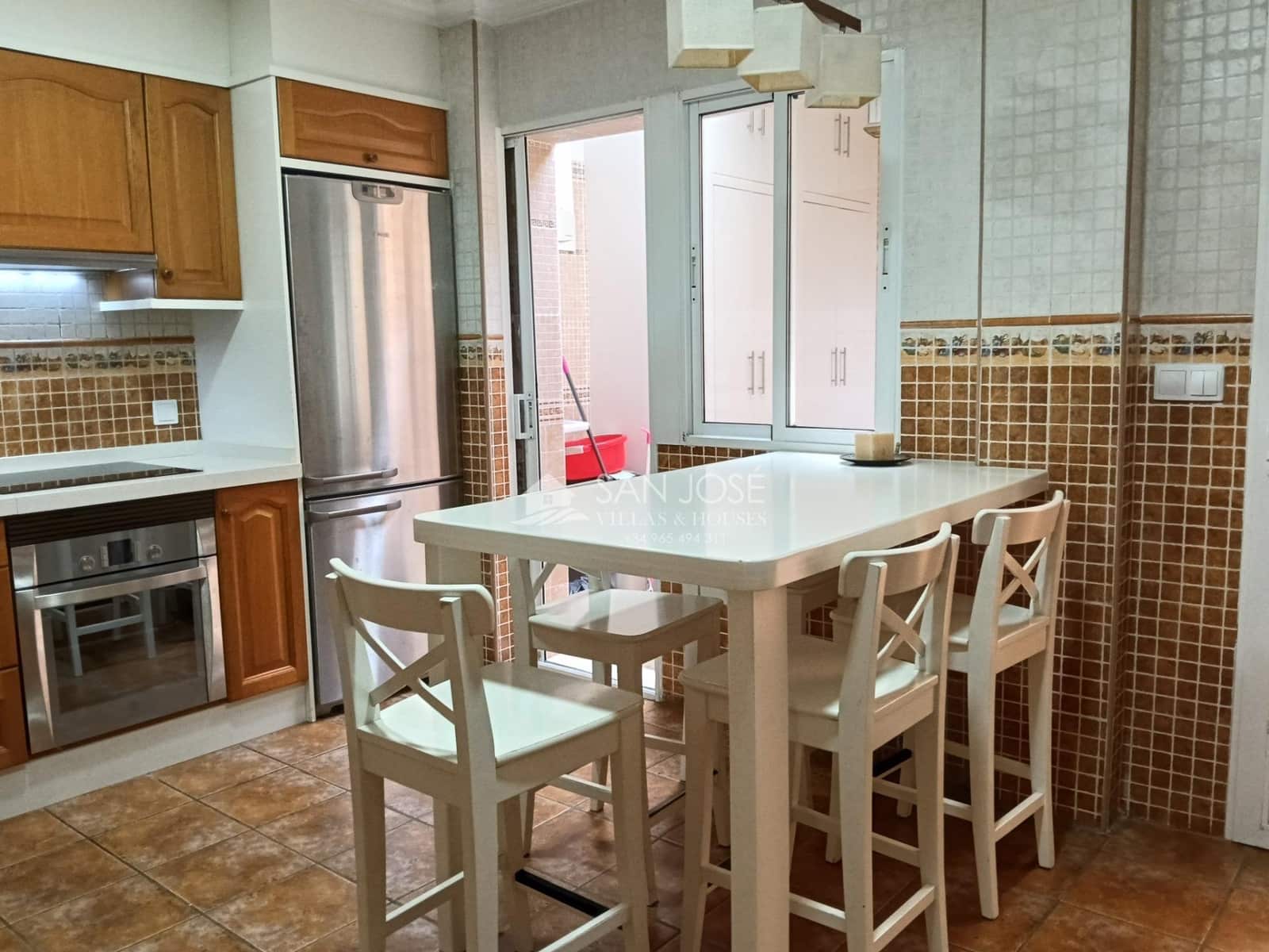 4 bedroom Bungalow for rent in Aspe with garage - € 1,200 (Ref: 9970781)