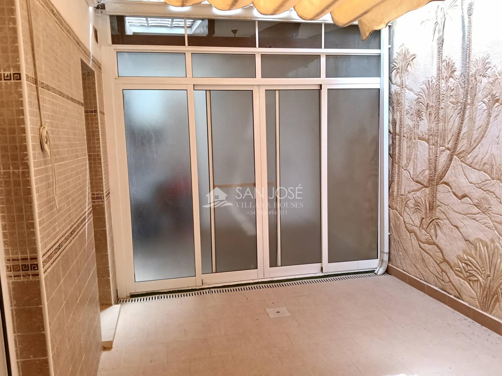 4 bedroom Bungalow for rent in Aspe with garage - € 1,200 (Ref: 9970781)
