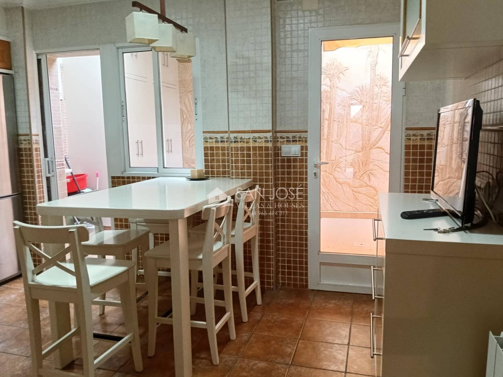 4 bedroom Bungalow for rent in Aspe with garage - € 1,200 (Ref: 9970781)