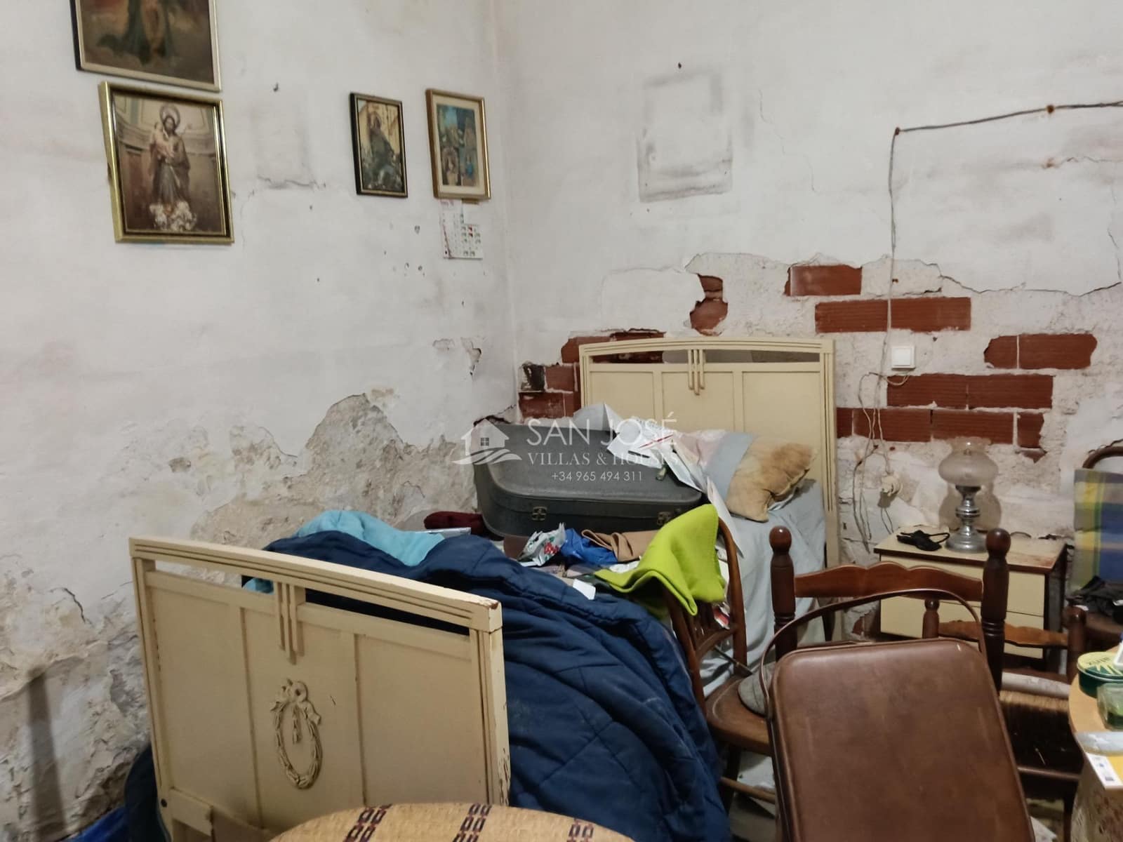 8 slaapkamer Huis te koop in Aspe - € 97.260 (Ref: 9970789)