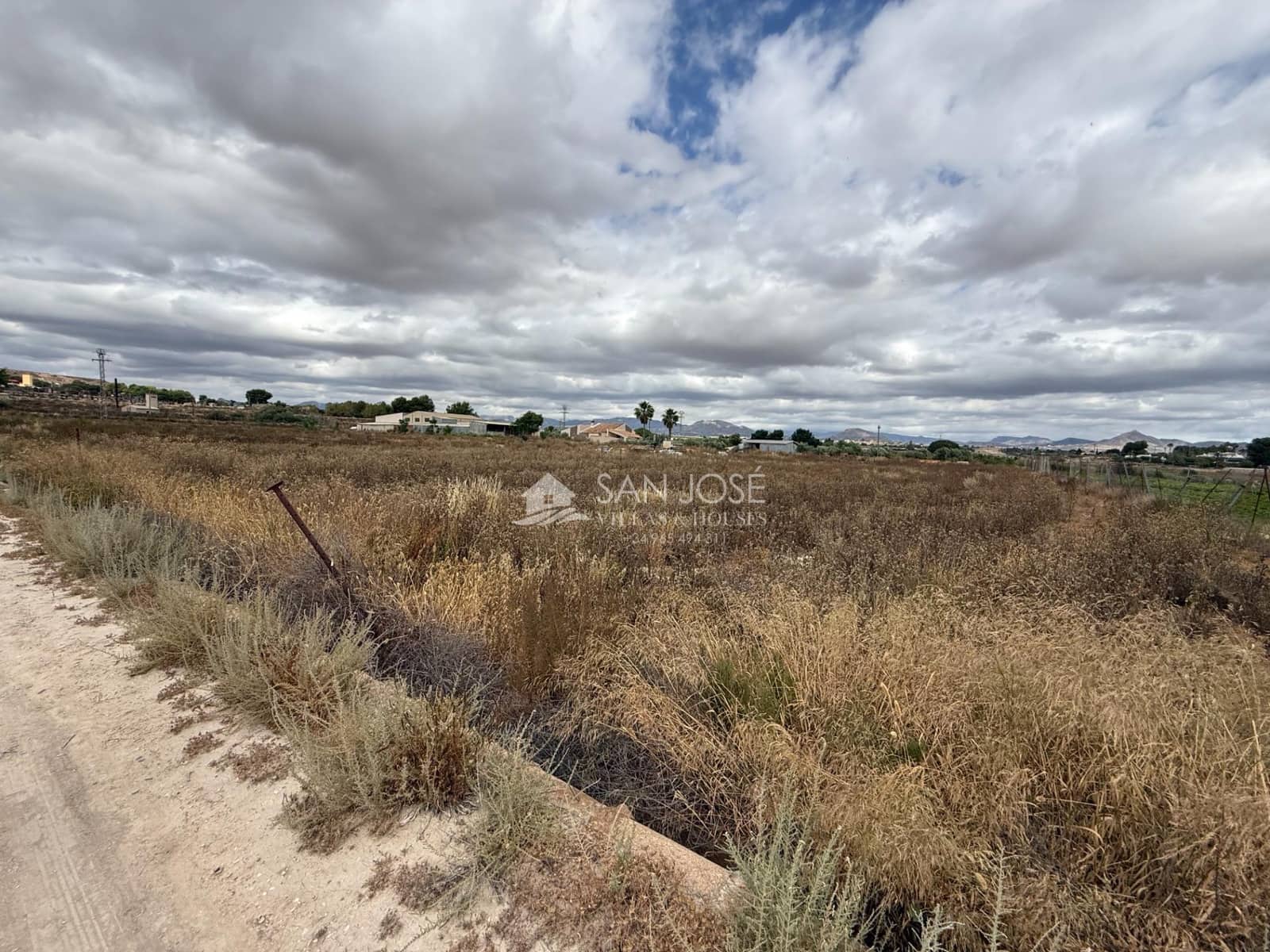 Undeveloped Land for sale in Aspe - € 269,000 (Ref: 9973517)