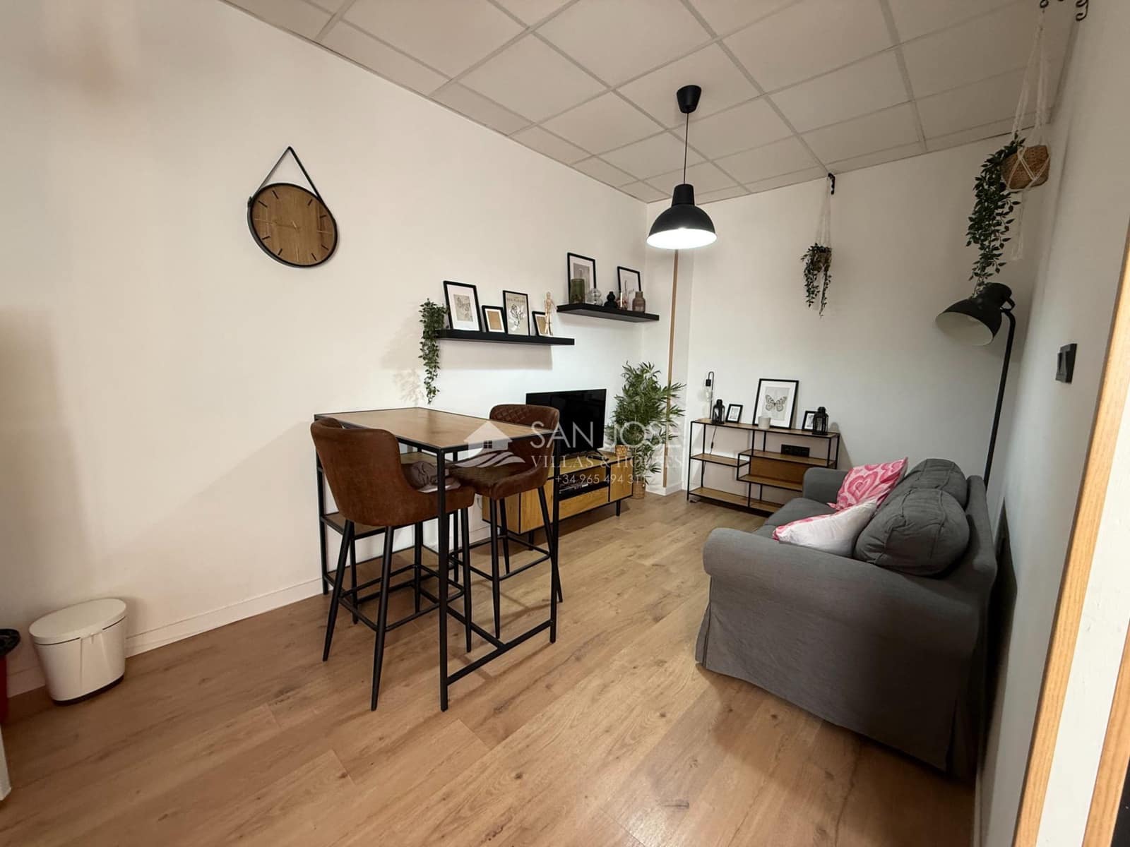 1 soverom Kommersiell til salgs i Aspe - € 63 500 (Ref: 9994419)