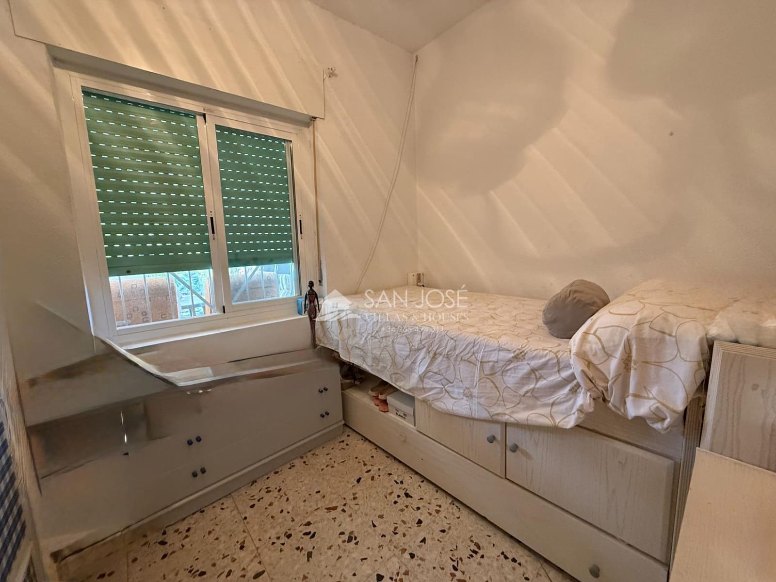 Chalet de 4 habitaciones en Aspe en venta con piscina - 298.000 € (Ref: 9994420)