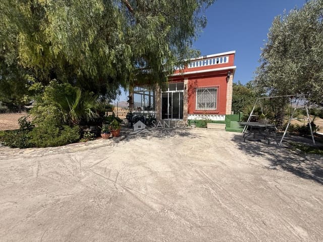 Chalet de 4 habitaciones en Aspe en venta con piscina - 298.000 € (Ref: 9994420)
