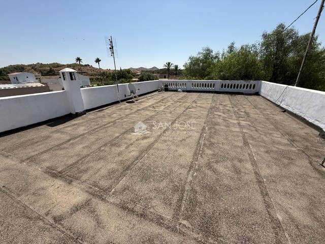 Chalet de 4 habitaciones en Aspe en venta con piscina - 298.000 € (Ref: 9994420)