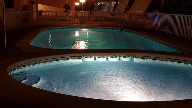 4 soveværelse Bungalow til salg i Santa Pola med swimmingpool garage - € 356.000 (Ref: 9349909)