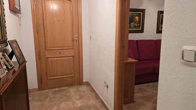 4 soveværelse Lejlighed til salg i Hellín med garage - € 220.000 (Ref: 9349917)