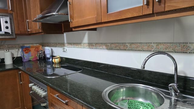 4 soveværelse Lejlighed til salg i Hellín med garage - € 220.000 (Ref: 9349917)