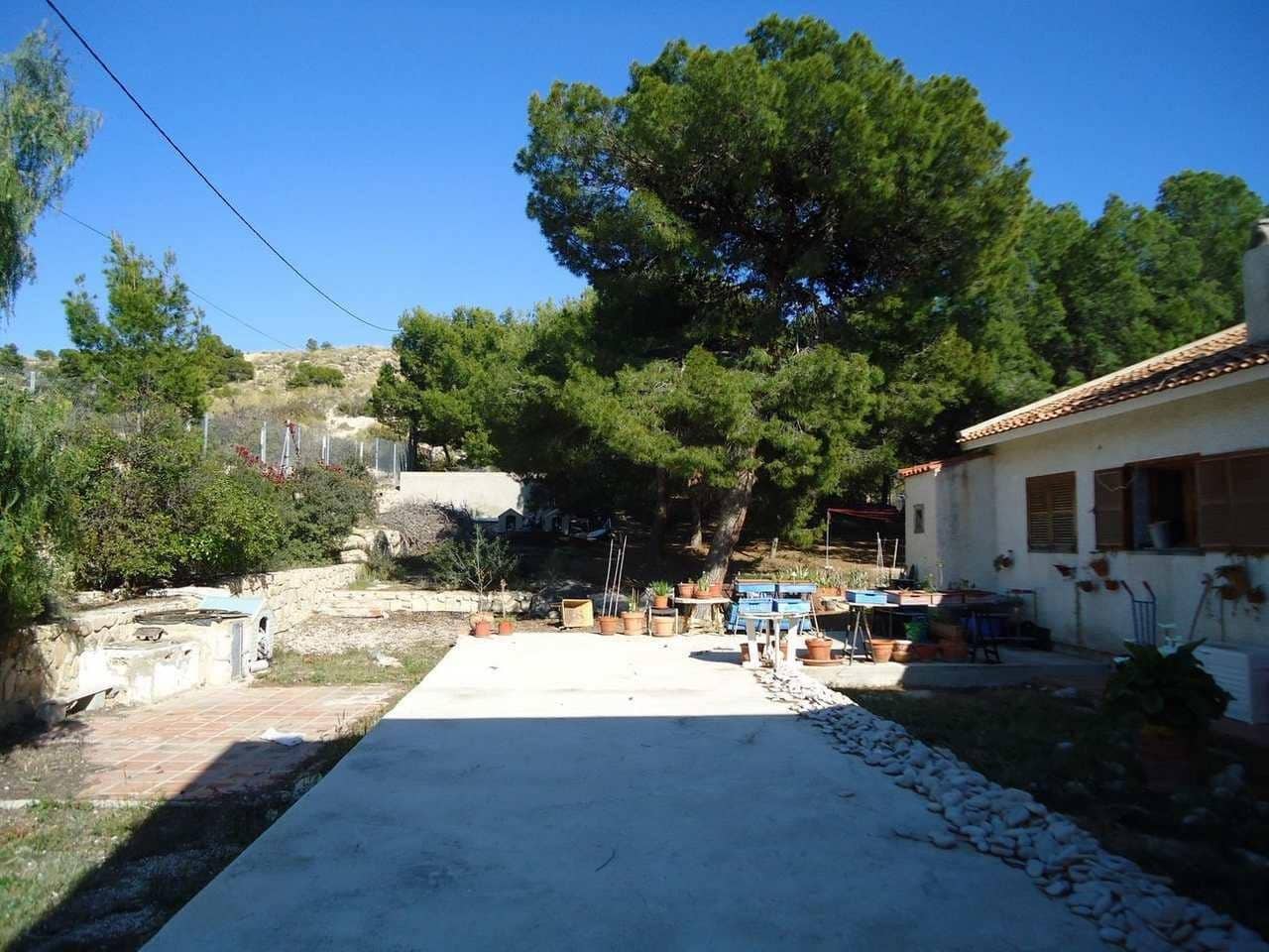 6 slaapkamer Villa te koop in Montiboli met zwembad garage - € 3.750.000 (Ref: 9349922)