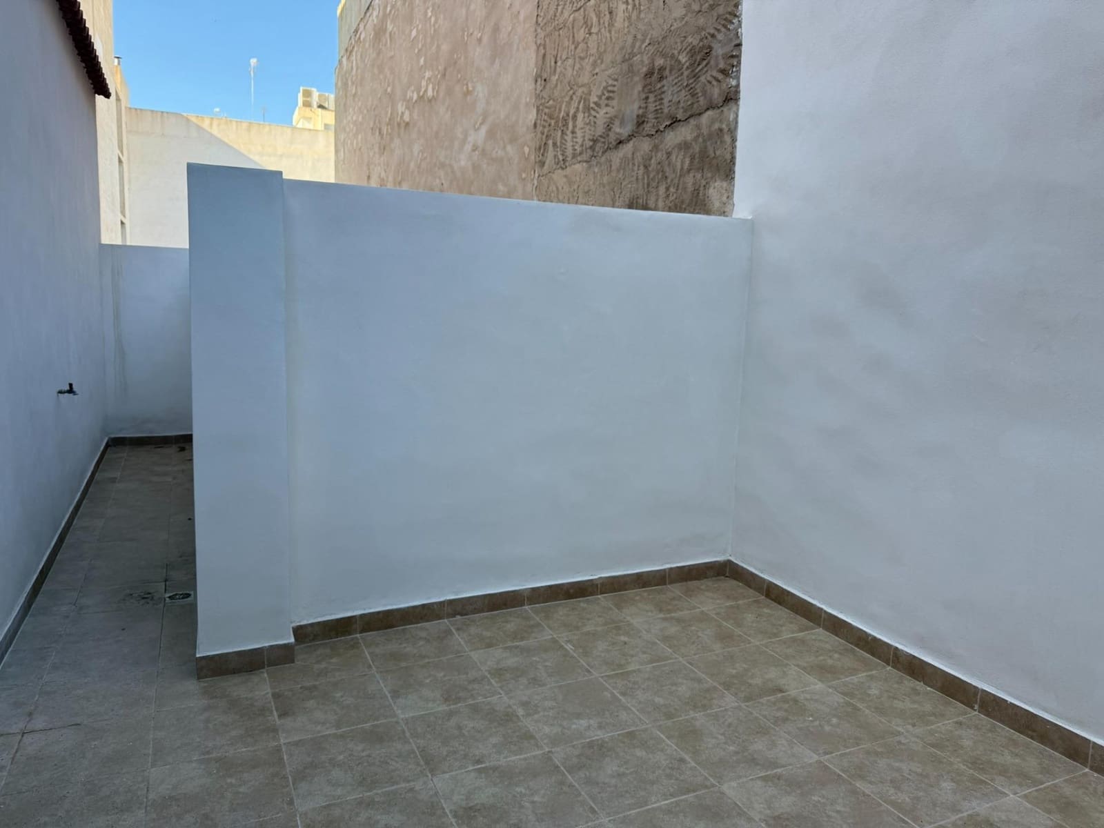 Apartamento de 7 habitaciones en Elche / Elx en venta - 219.000 € (Ref: 9353482)