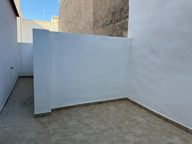 7 makuuhuone Huoneisto myytävänä paikassa Elche / Elx - 219 000 € (Ref: 9353482)