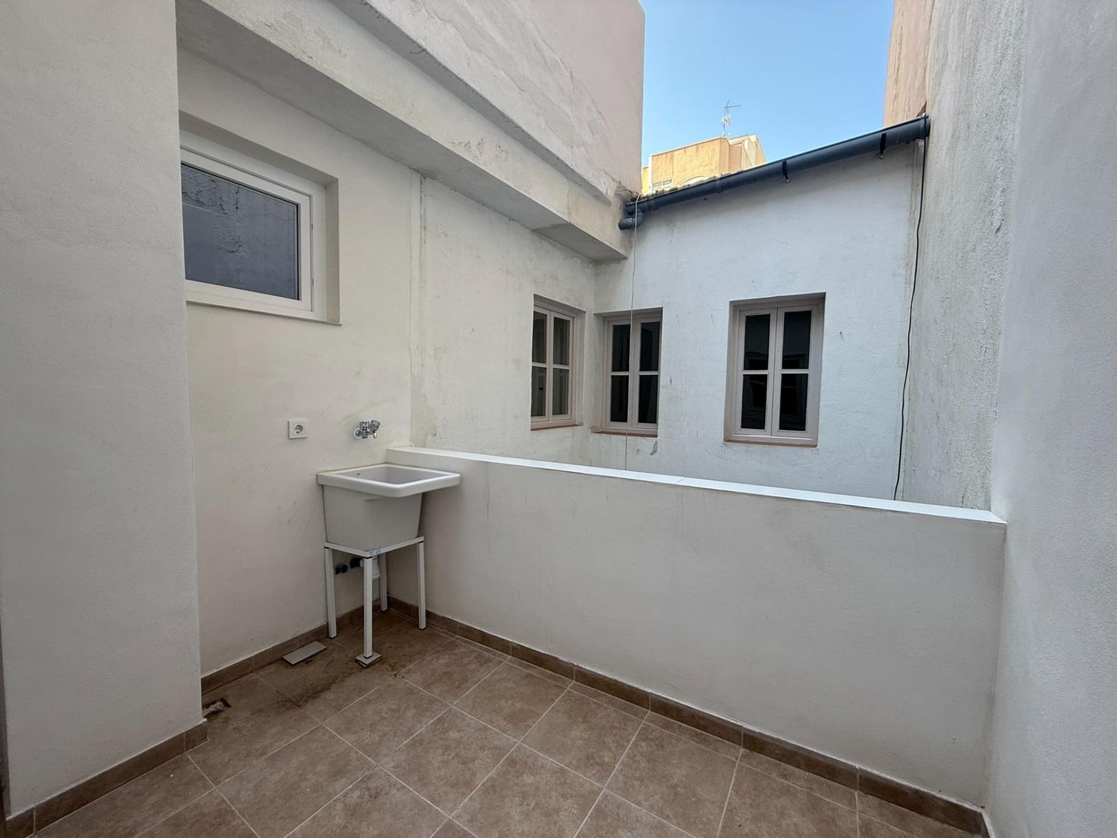 Apartamento de 7 habitaciones en Elche / Elx en venta - 219.000 € (Ref: 9353482)