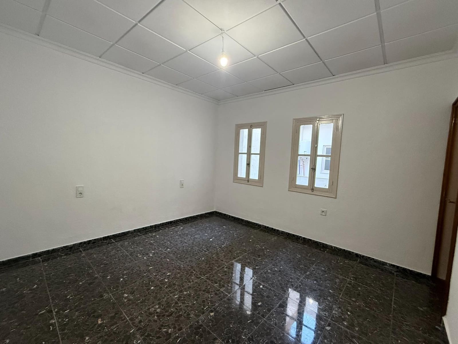 Apartamento de 7 habitaciones en Elche / Elx en venta - 219.000 € (Ref: 9353482)