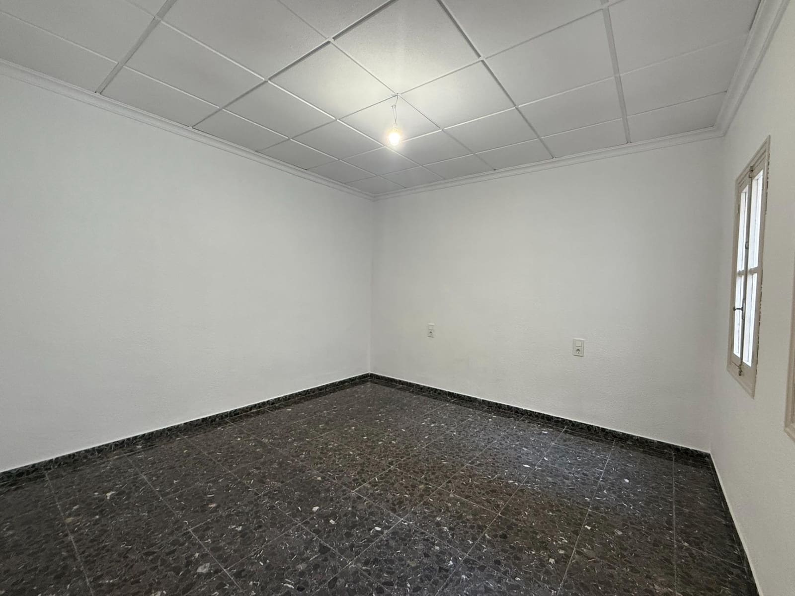 Apartamento de 7 habitaciones en Elche / Elx en venta - 219.000 € (Ref: 9353482)