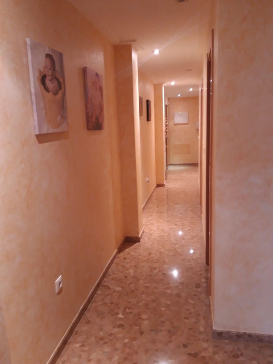 Piso de 3 habitaciones en Elche / Elx en venta - 186.000 € (Ref: 9353483)