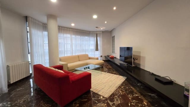 3 quarto Apartamento para venda em Centro, Elche / Elx - 289 999 € (Ref: 9353484)