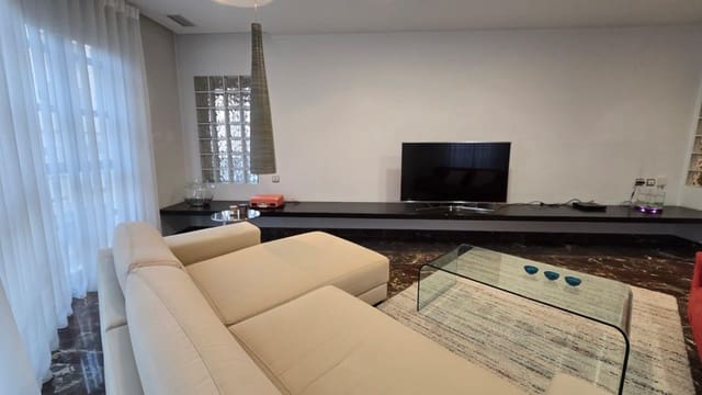 3 quarto Apartamento para venda em Centro, Elche / Elx - 289 999 € (Ref: 9353484)