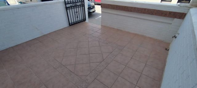 4 quarto Bungalow para venda em Santa Pola com garagem - 310 000 € (Ref: 9353487)