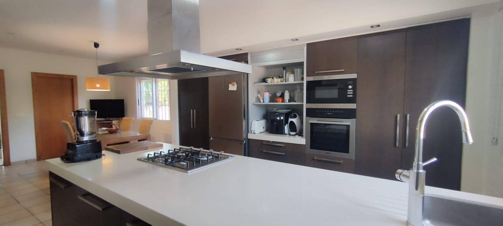 4 soveværelse Villa til salg i Valverde med swimmingpool garage - € 589.900 (Ref: 9353489)