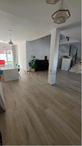 5 bedroom Villa for sale in Gran Alacant with pool garage - € 499,000 (Ref: 9353492)