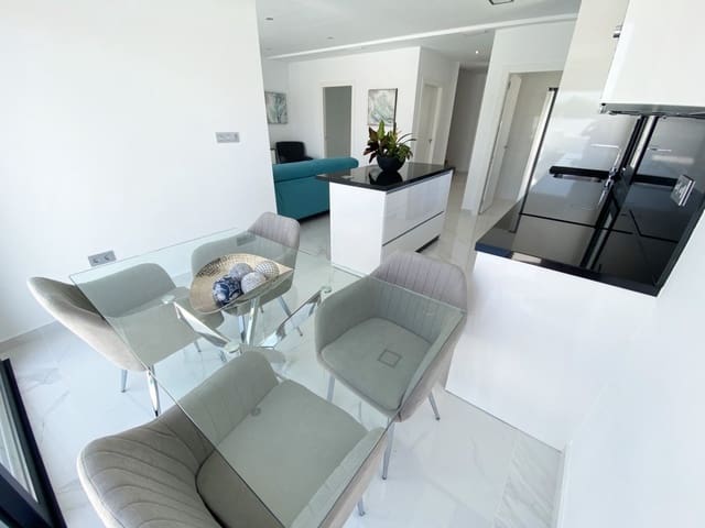 3 soverom Villa til salgs i La Marina, Elche / Elx med svømmebasseng - € 455 000 (Ref: 9356017)