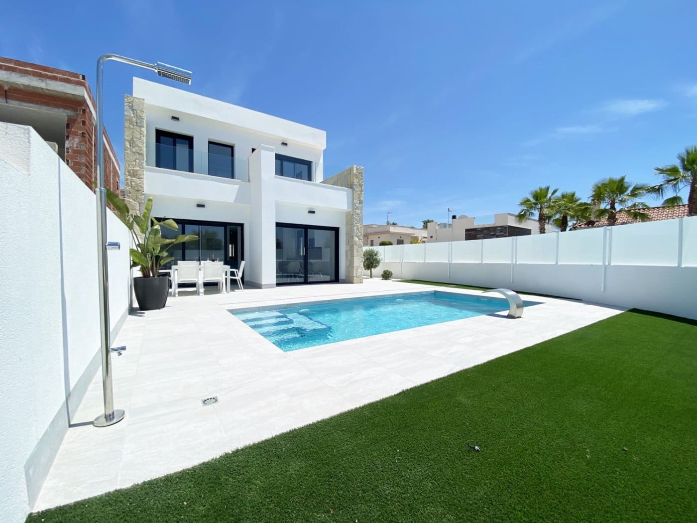 3 bedroom Villa for sale in La Marina with pool - € 455,000 (Ref: 9356017)