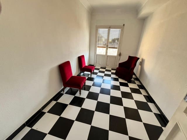 5 slaapkamer Flat te koop in Alicante stad - € 360.000 (Ref: 9356020)