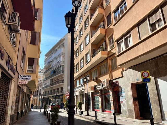 5 slaapkamer Flat te koop in Alicante stad - € 360.000 (Ref: 9356020)
