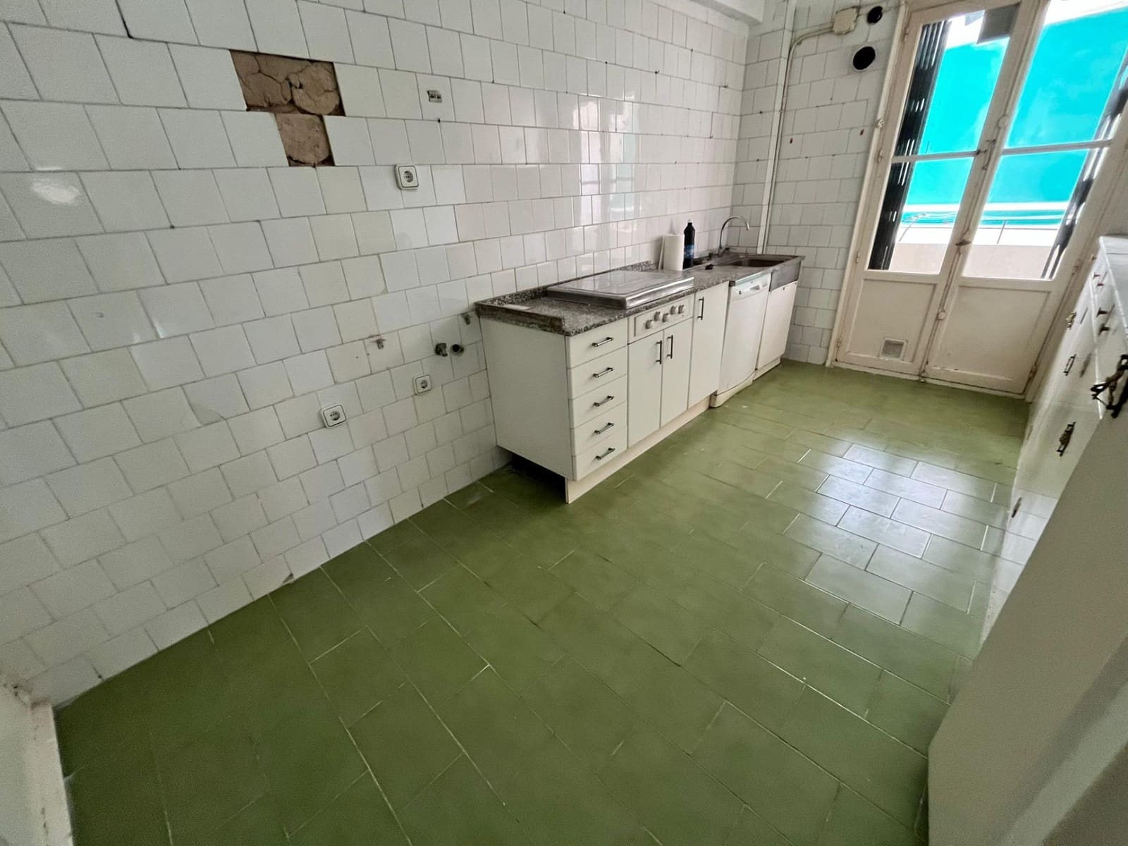 5 slaapkamer Flat te koop in Alicante stad - € 360.000 (Ref: 9356020)