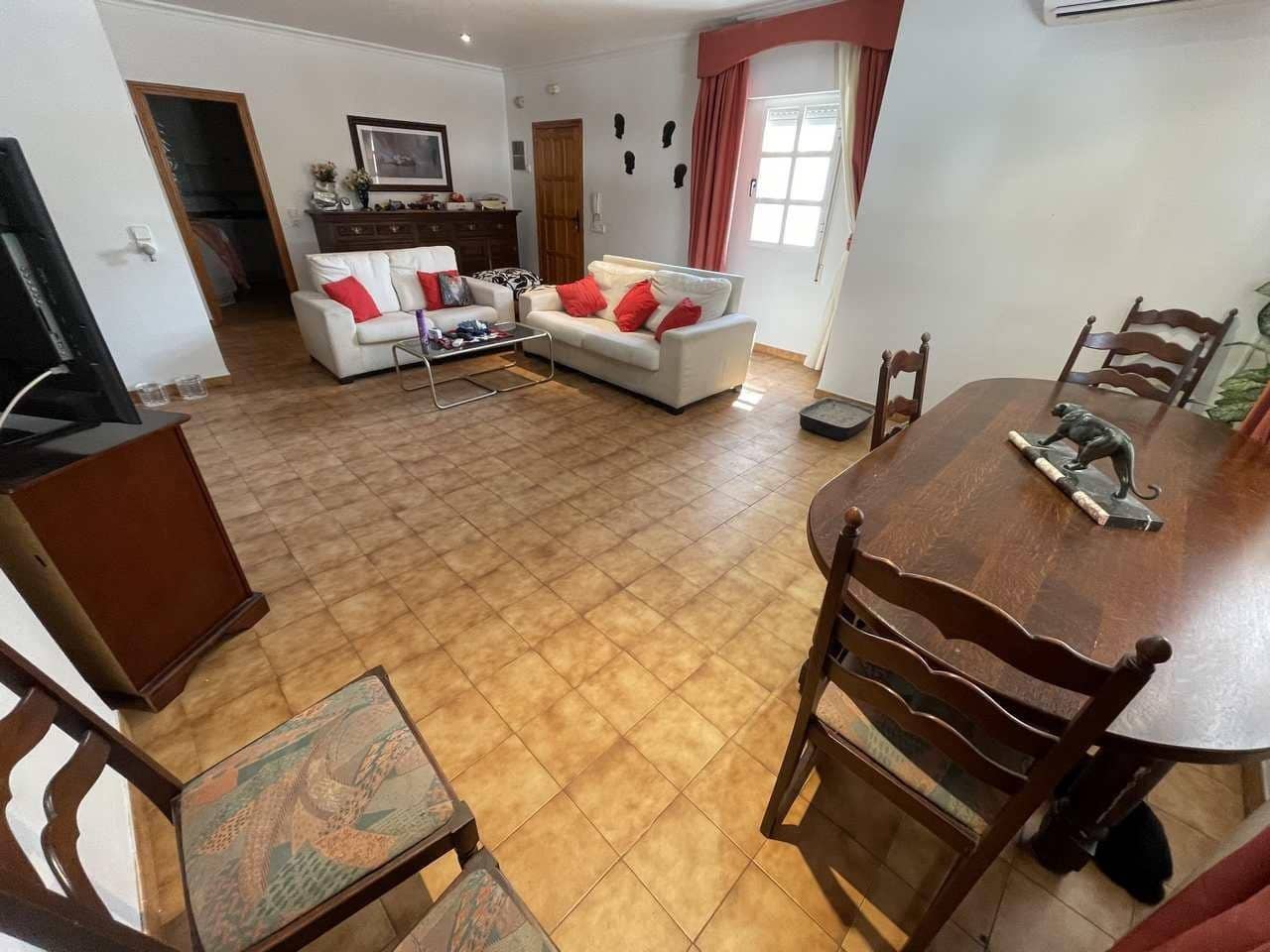 4 bedroom Villa for sale in Benferri with pool garage - € 319,300 (Ref: 9356023)