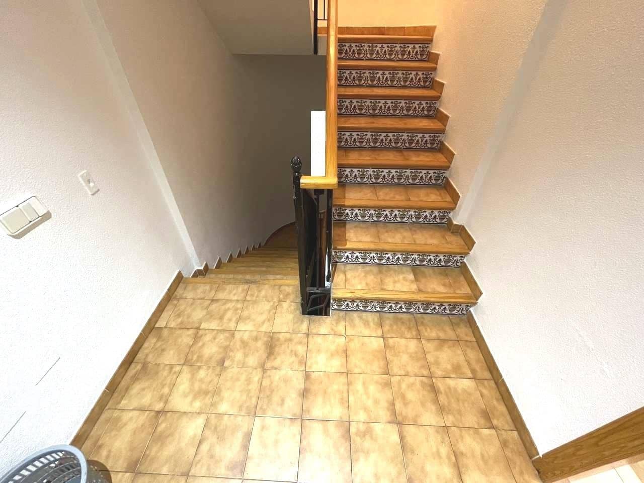 4 bedroom Villa for sale in Benferri with pool garage - € 319,300 (Ref: 9356023)