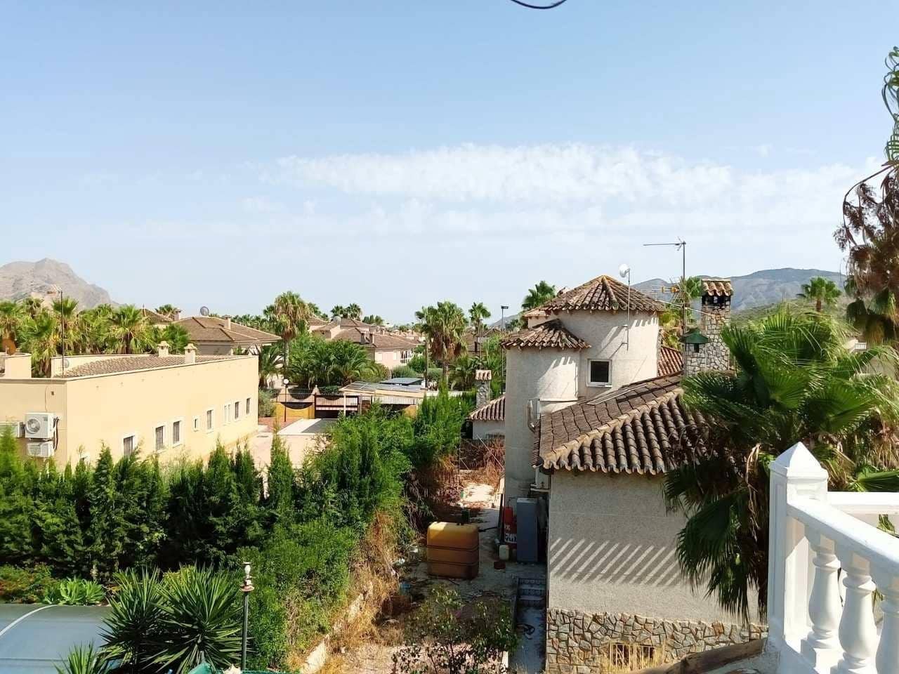 4 bedroom Villa for sale in Benferri with pool garage - € 319,300 (Ref: 9356023)