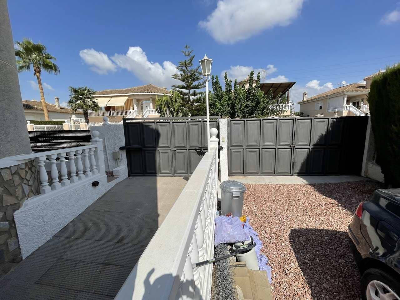 4 bedroom Villa for sale in Benferri with pool garage - € 319,300 (Ref: 9356023)