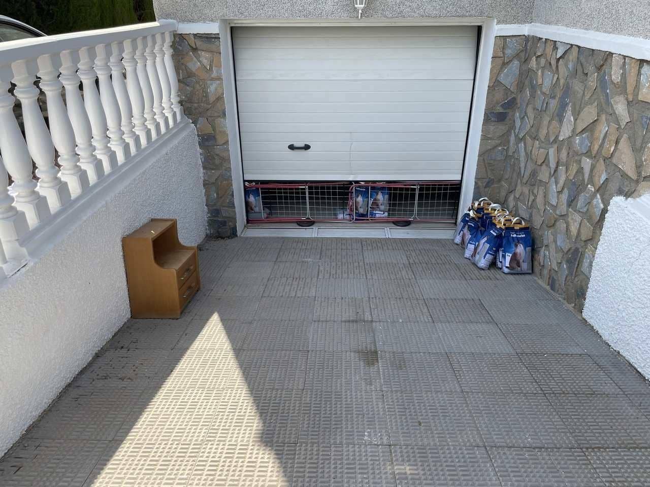 4 bedroom Villa for sale in Benferri with pool garage - € 319,300 (Ref: 9356023)