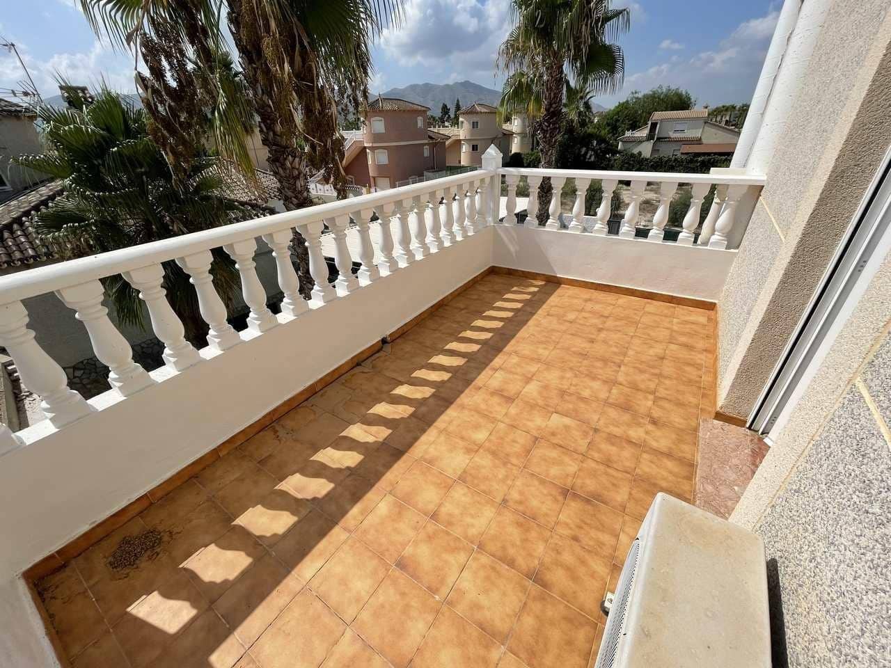 4 bedroom Villa for sale in Benferri with pool garage - € 319,300 (Ref: 9356023)