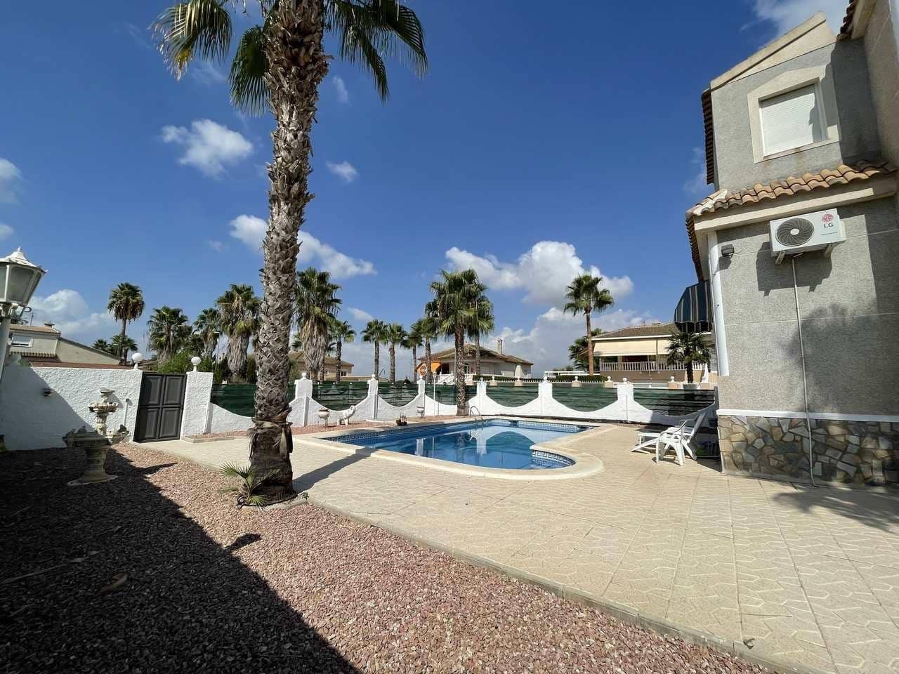 4 bedroom Villa for sale in Benferri with pool garage - € 319,300 (Ref: 9356023)