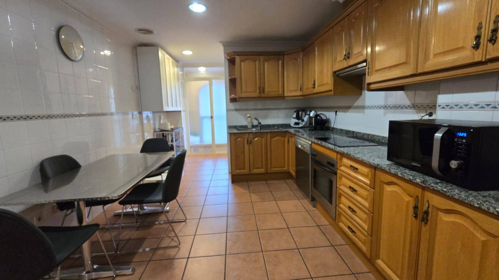 Piso de 3 habitaciones en Elche / Elx en venta - 296.000 € (Ref: 9356024)