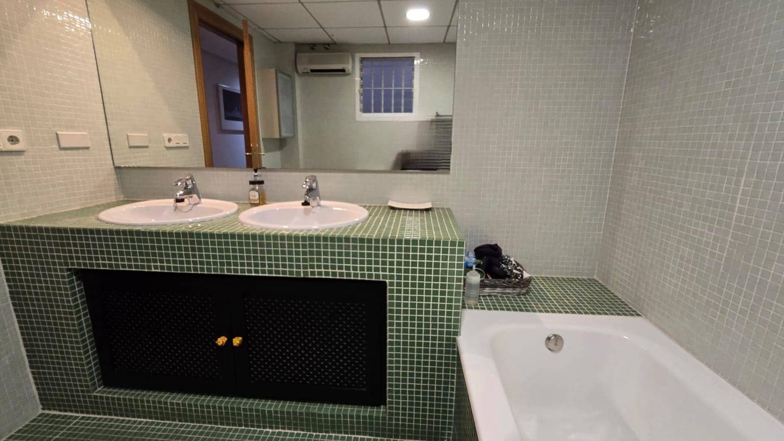 Piso de 3 habitaciones en Elche / Elx en venta - 296.000 € (Ref: 9356024)