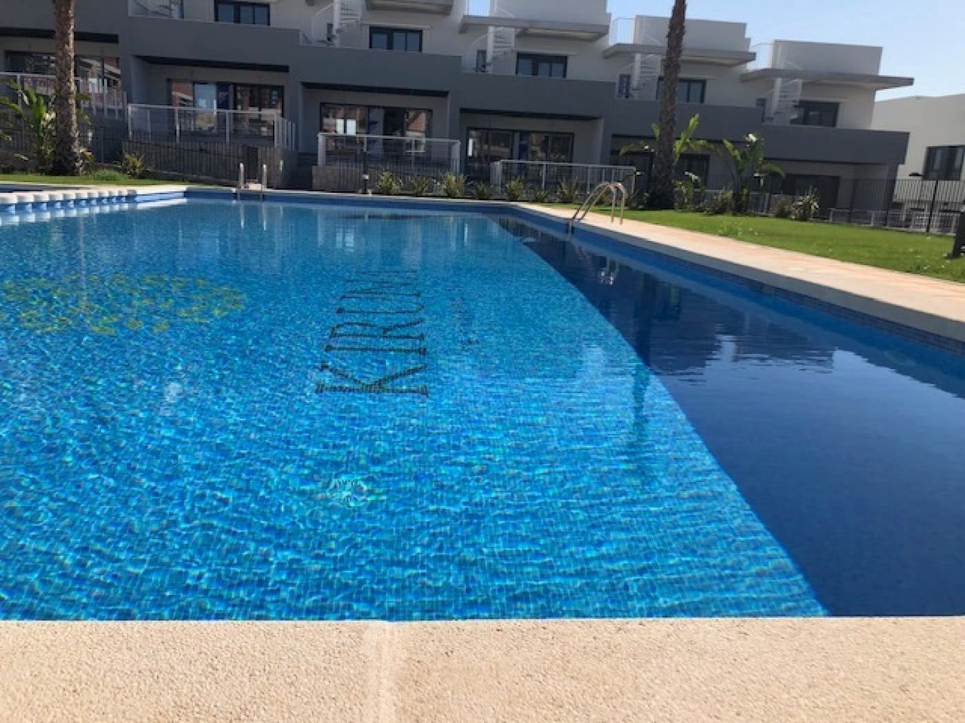 3 sypialnia Bungalow na sprzedaż w Elche / Elx z basenem - 312 000 € (Ref: 9356025)