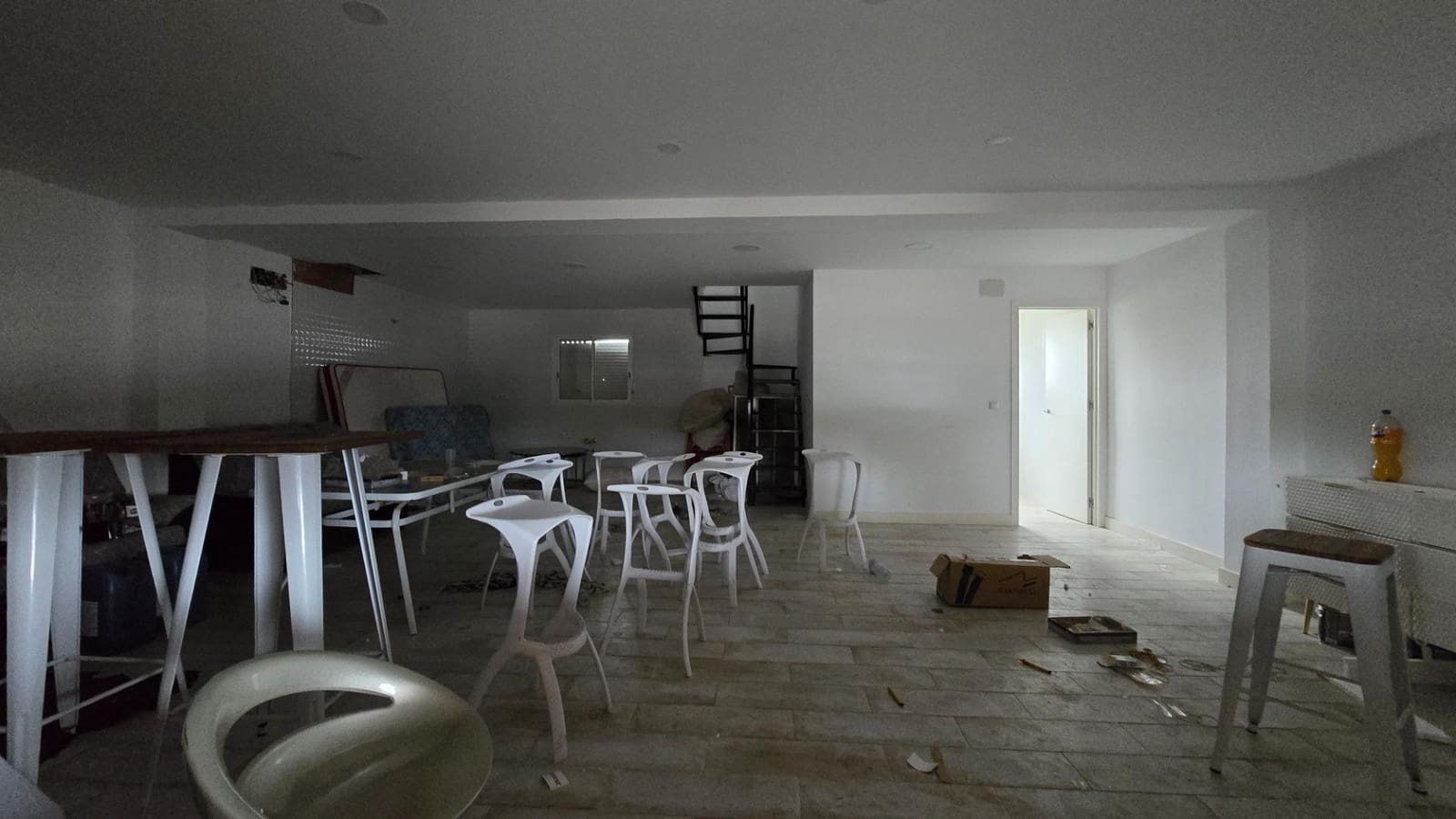 6 bedroom Villa for sale in La Marina with pool - € 430,000 (Ref: 9356028)