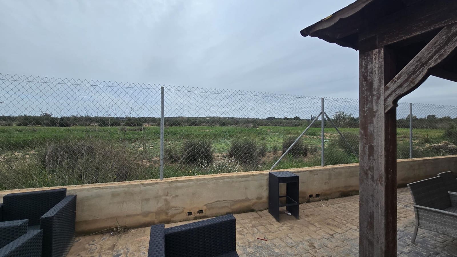 6 bedroom Villa for sale in La Marina with pool - € 430,000 (Ref: 9356028)