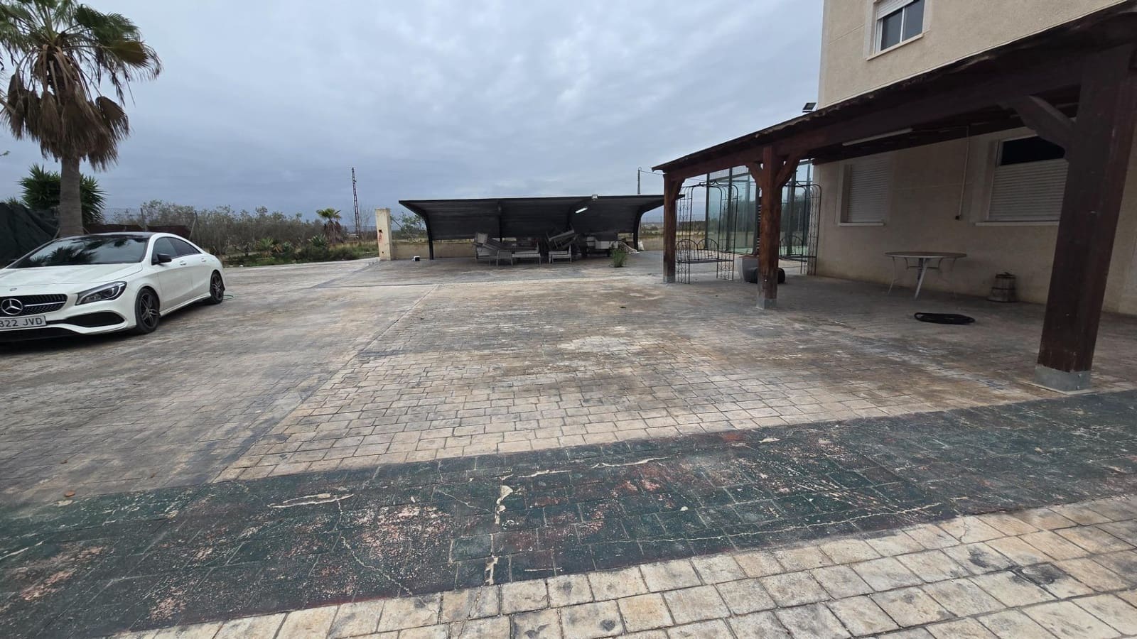 6 bedroom Villa for sale in La Marina with pool - € 430,000 (Ref: 9356028)