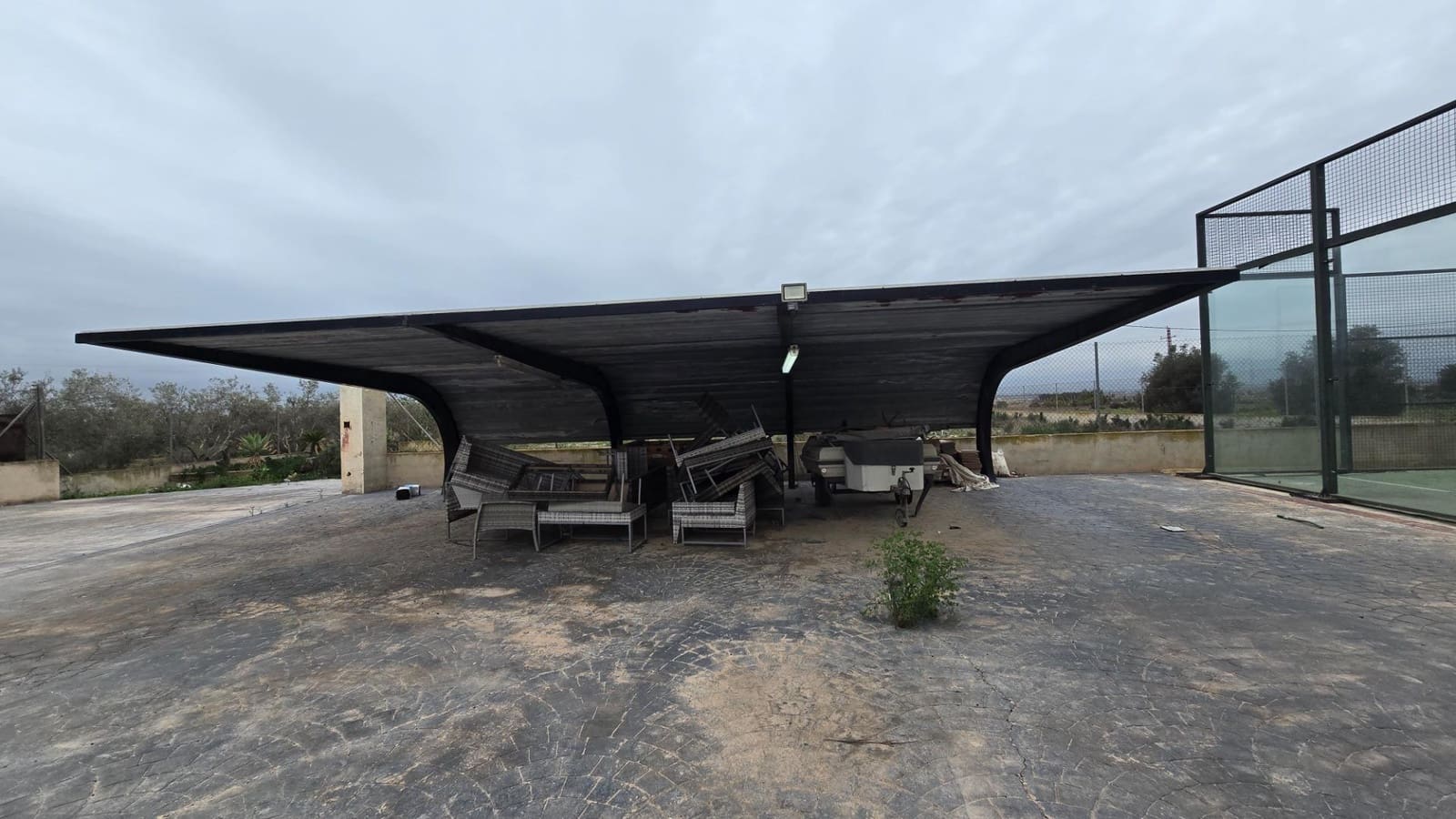 6 bedroom Villa for sale in La Marina with pool - € 430,000 (Ref: 9356028)